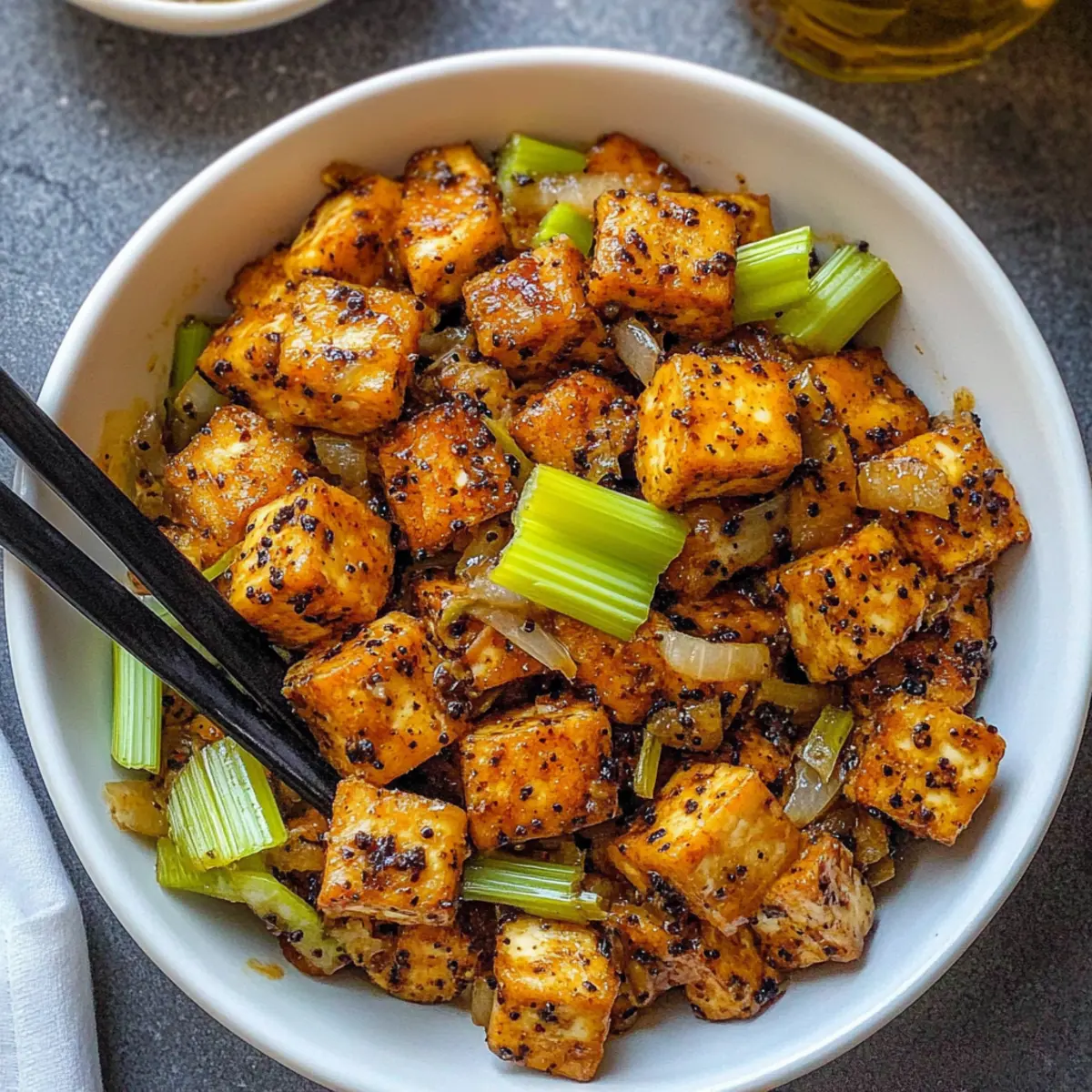 Crispy Black Pepper Tofu: A Flavorful Vegan Delight
