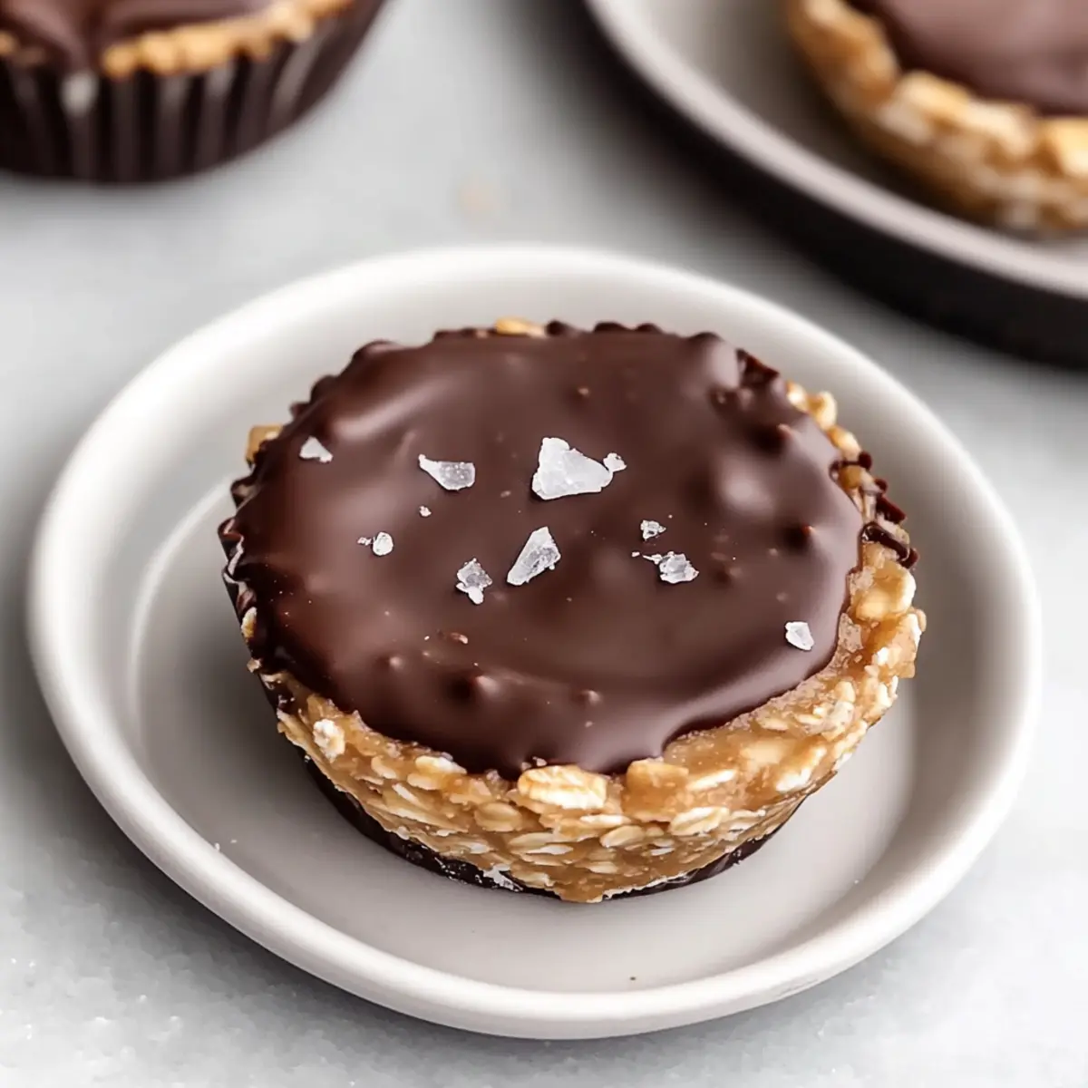 Irresistible Peanut Butter Oat Cups: No-Bake & Full of Flavor