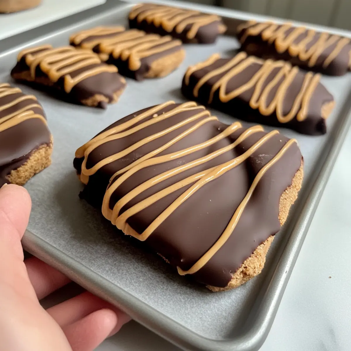 Sweet Buckeye Graham Crackers: No-Bake Bliss You’ll Love